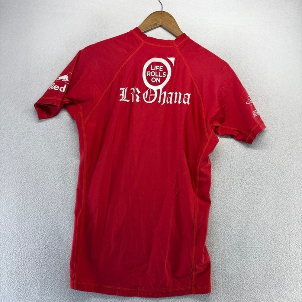 Hurley Rash Guard Mens Medium Red Surf Swim Life Rolls On Red Bull Vintage y2k - Picture 6 of 9